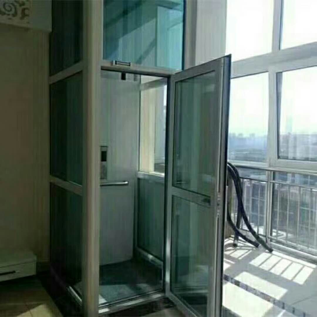 液压电梯